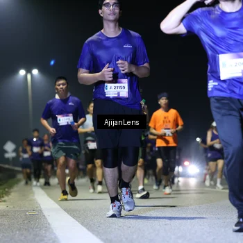 Runner Photo 7358617