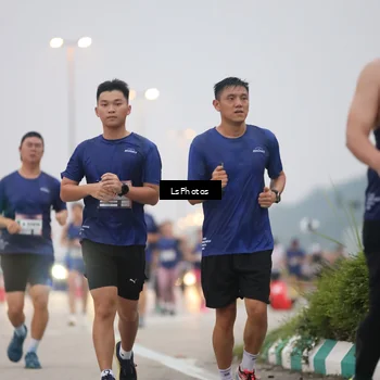 Runner Photo 7358620