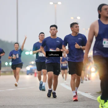 Runner Photo 7358627