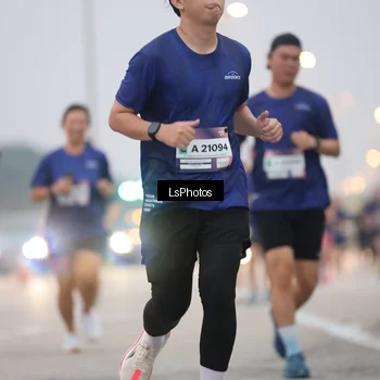 Runner Photo 7358628