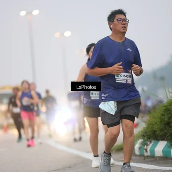 Runner Photo 7358646