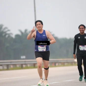 Runner Photo 7358686