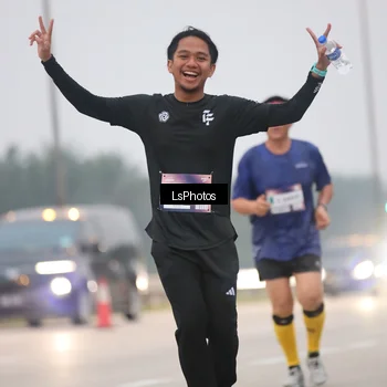 Runner Photo 7358700
