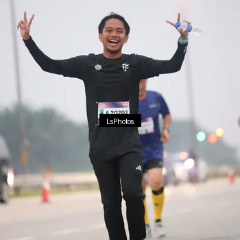 Runner Photo 7358702