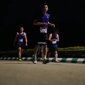 Runner Photo 7358744