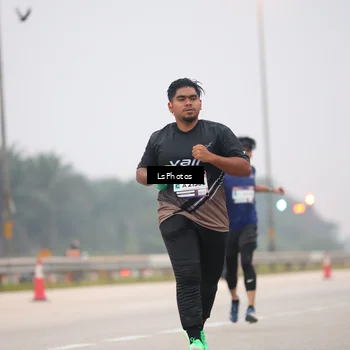 Runner Photo 7358750