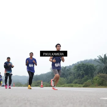 Runner Photo 7358752