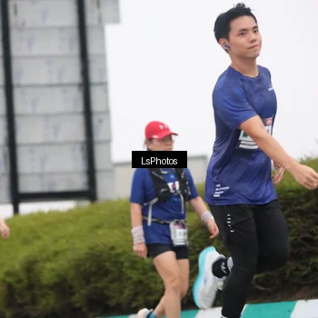 Runner Photo 7358826