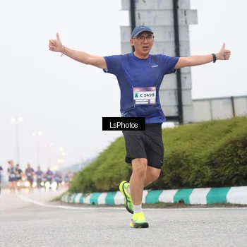 Runner Photo 7358843