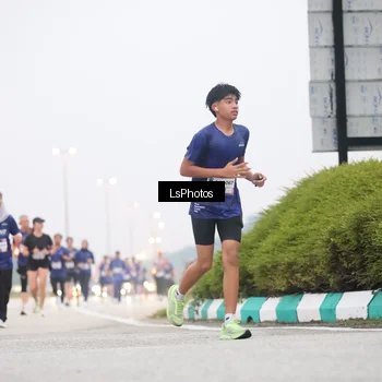 Runner Photo 7358849