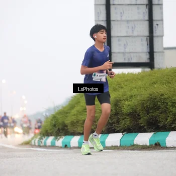 Runner Photo 7358855
