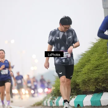Runner Photo 7358893