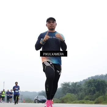 Runner Photo 7358902