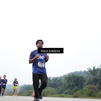 Runner Photo 7358936