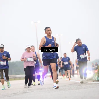 Runner Photo 7358941