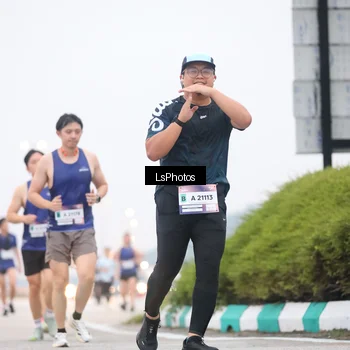 Runner Photo 7358982