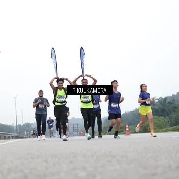 Runner Photo 7358998