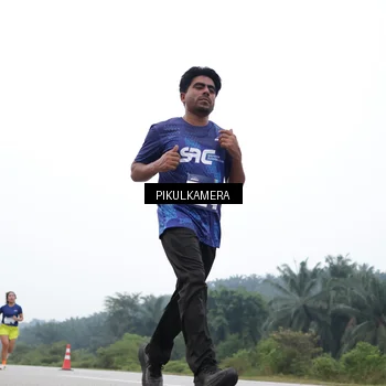 Runner Photo 7358999