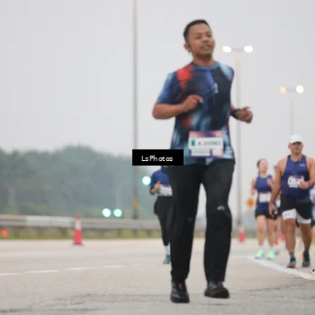 Runner Photo 7359012