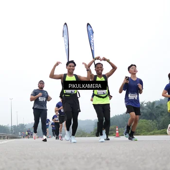 Runner Photo 7359060