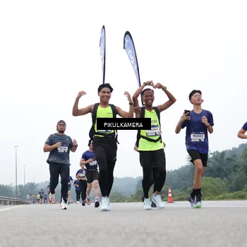 Runner Photo 7359073