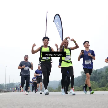 Runner Photo 7359078