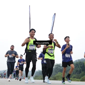 Runner Photo 7359100