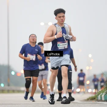 Runner Photo 7359181