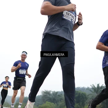 Runner Photo 7359189