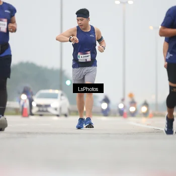 Runner Photo 7359195