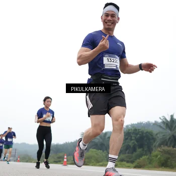 Runner Photo 7359248