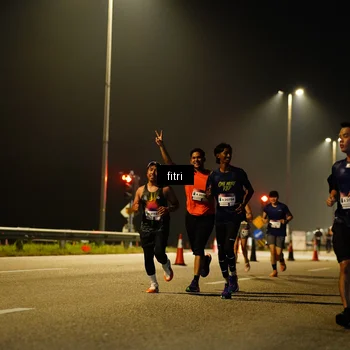 Runner Photo 7359301