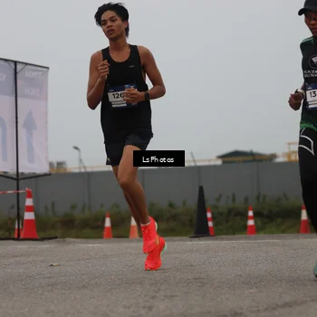 Runner Photo 7359362