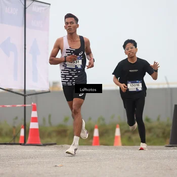 Runner Photo 7359391