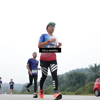 Runner Photo 7359400