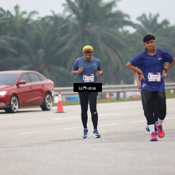 Runner Photo 7359423