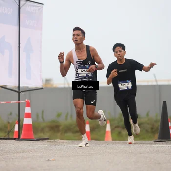 Runner Photo 7359427
