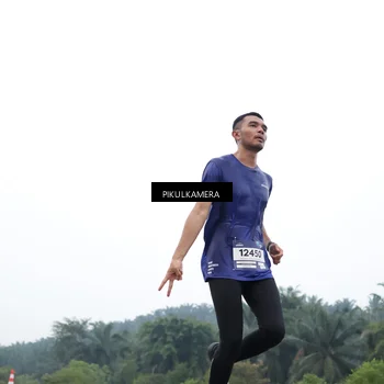 Runner Photo 7359442