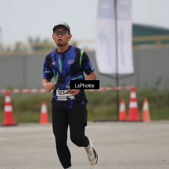 Runner Photo 7359450