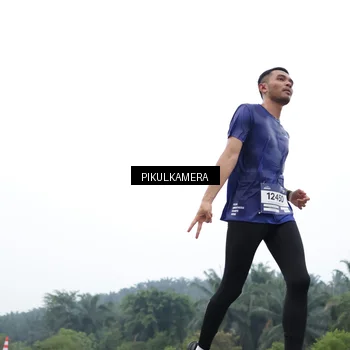 Runner Photo 7359456