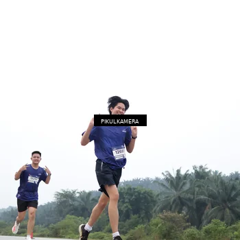Runner Photo 7359491