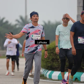 Runner Photo 7359492
