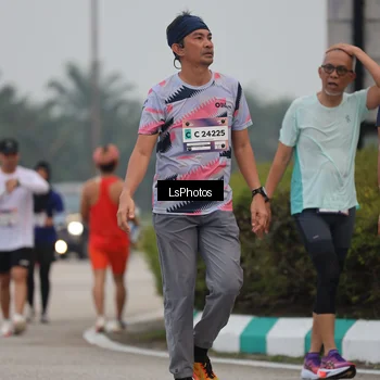Runner Photo 7359504