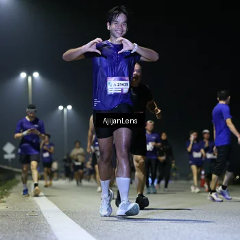 Runner Photo 7359640