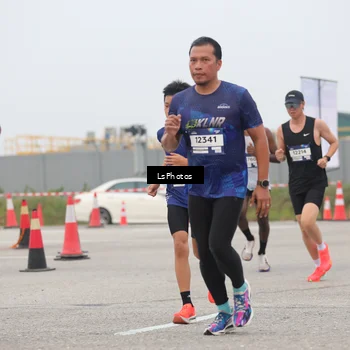 Runner Photo 7359689