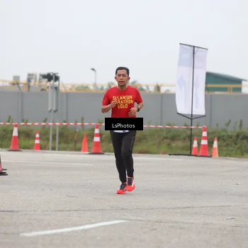 Runner Photo 7359747