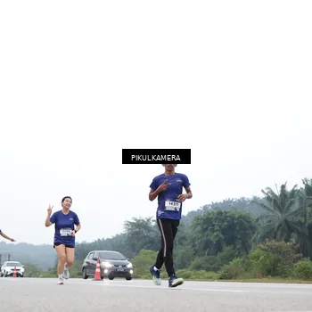 Runner Photo 7359765