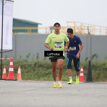 Runner Photo 7359811