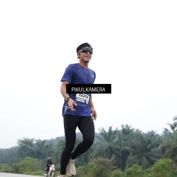 Runner Photo 7359917