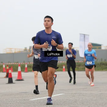 Runner Photo 7359946